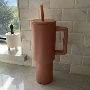 Simple modern tumbler cup